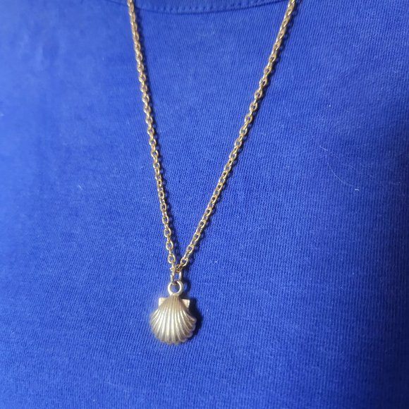 24" Gold Tone Shell Pendant Necklace Artisan Fashion NWT Tony Alexander Jewelry - Picture 3 of 3